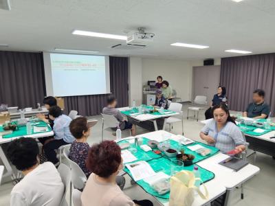 신길5동지역사회보장협의체 오[5]동동[同動] 테라리움 교실 프로그램 의 이미지