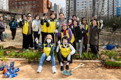 3. 14.(금) 식목행사 참여 의 이미지