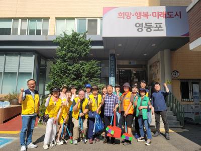 주민과 함께하는 9월 빗물받이 청소의 날 의 이미지