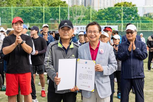 제32회 구청장배 테니스대회 의 이미지