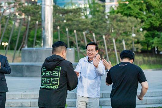 1인가구 러닝크루“01러닝클럽”러닝 의 이미지