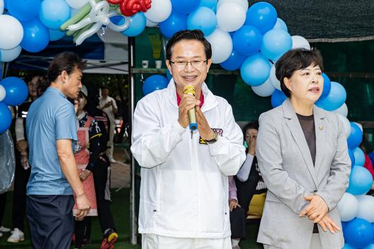 도림배드민턴장 재개장식 의 이미지