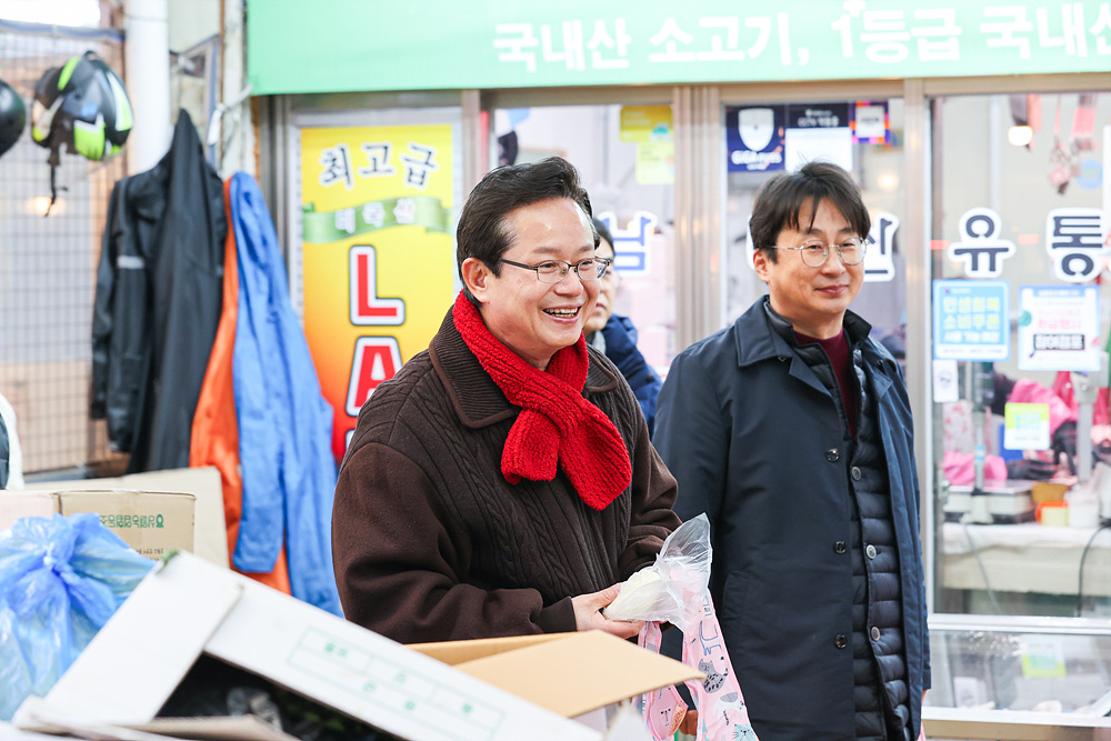 영등포구-영등포구상공회의소 협력  지역상권 활성화‘전통시장 가는 날’ 15번째 파일