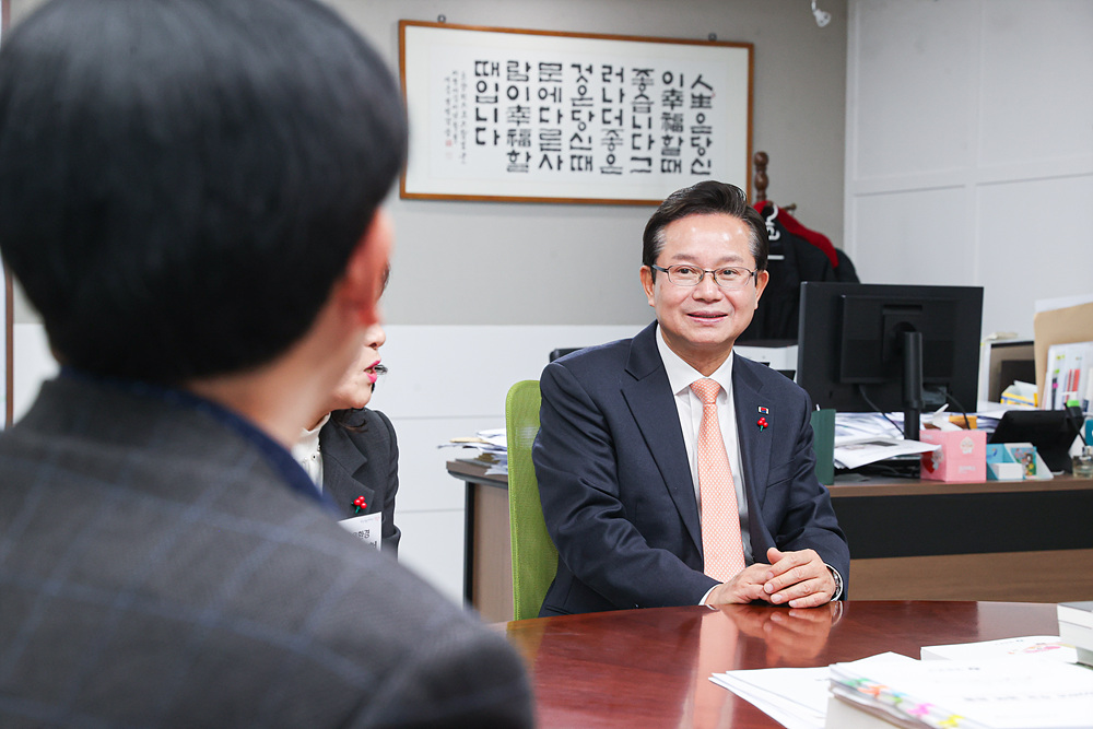 2026 희망온돌 따뜻한 겨울나기 전달식(청소 대행업체) 4번째 파일