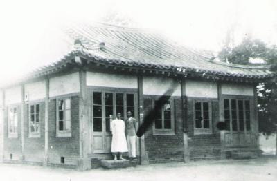 신축된 교회(1927년) 의 이미지