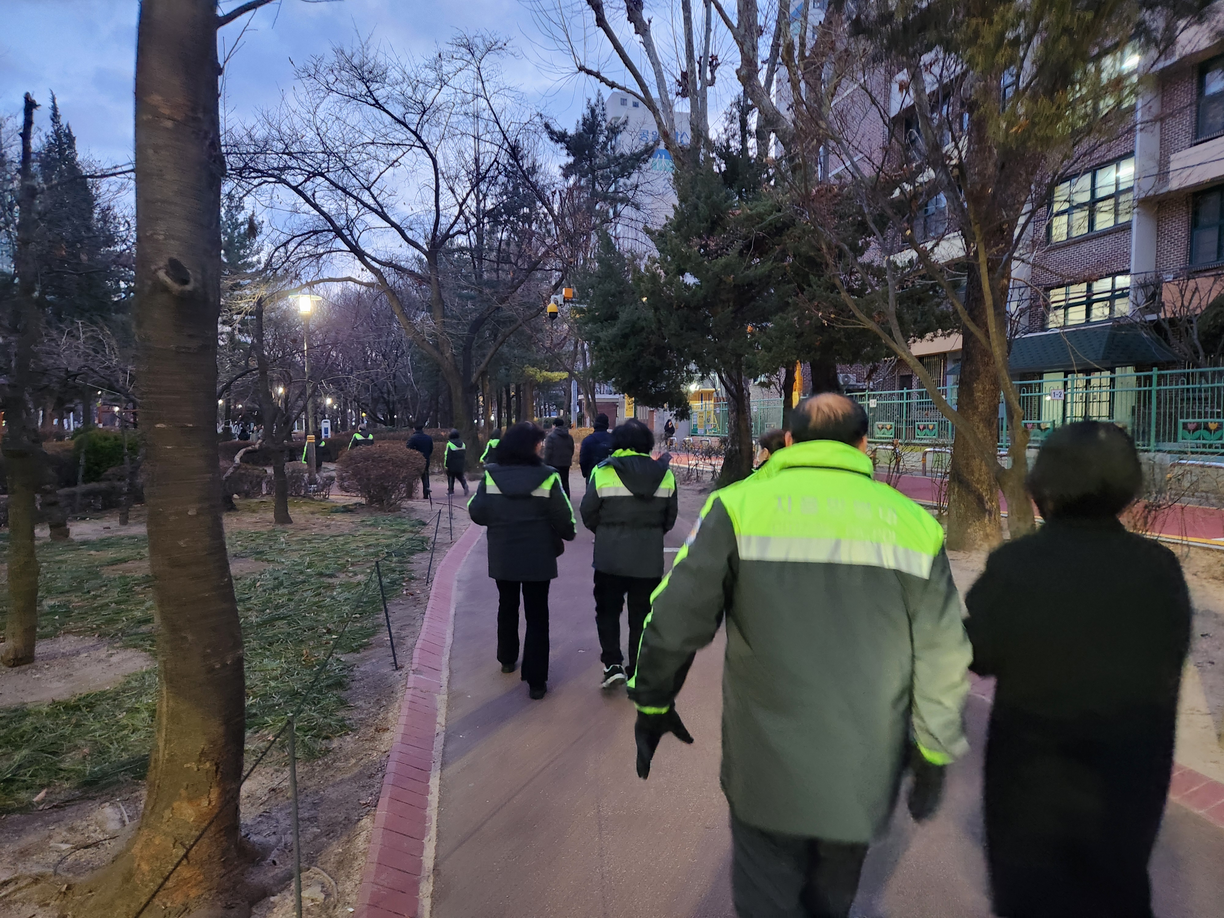 자율방범대 순찰(1.6) 4번째 파일