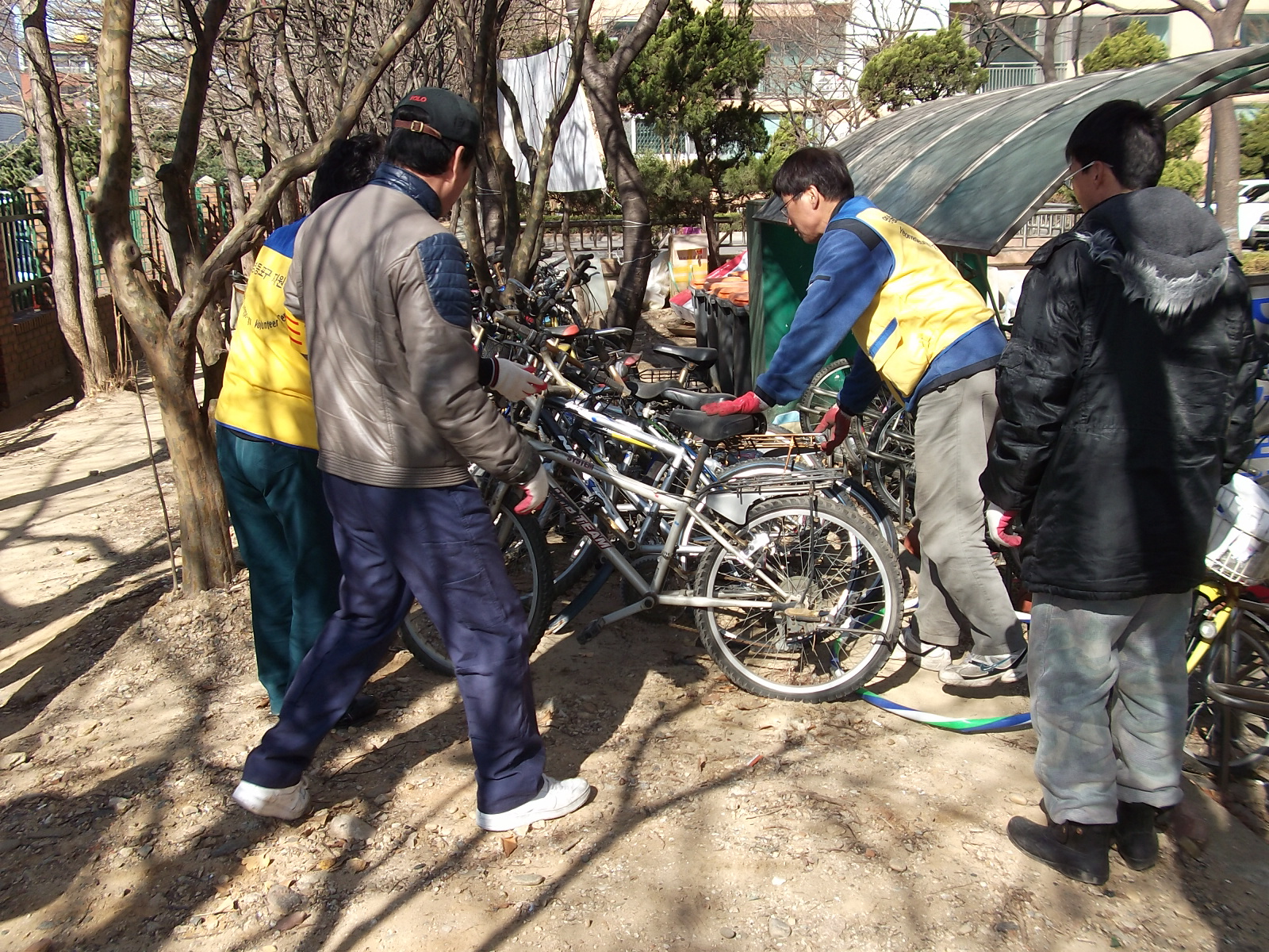 꼬물이 자전거 수리 봉사활동 실시 3번째 파일