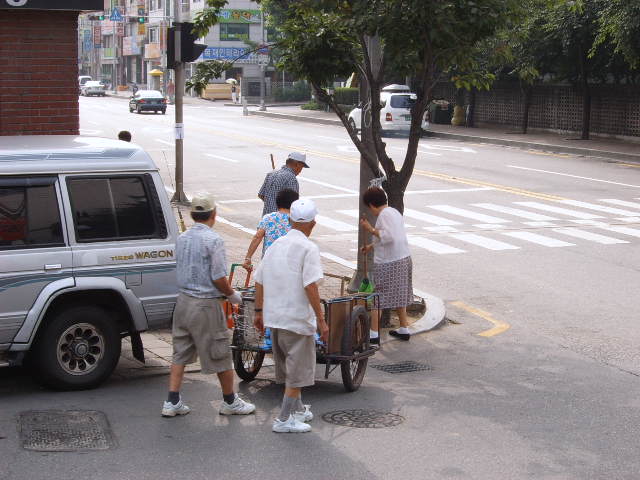 골목길청소 및 화단조성 의 이미지