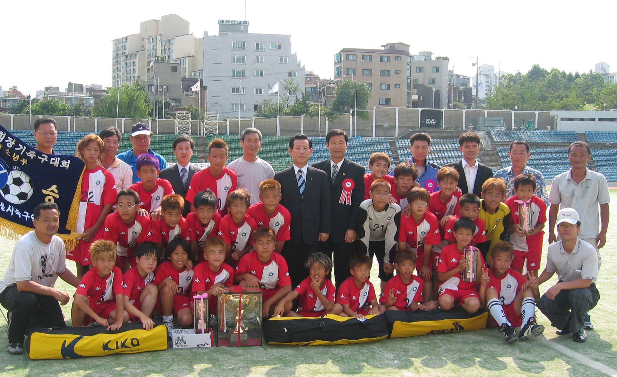 초등학교축구대회 우승 의 이미지