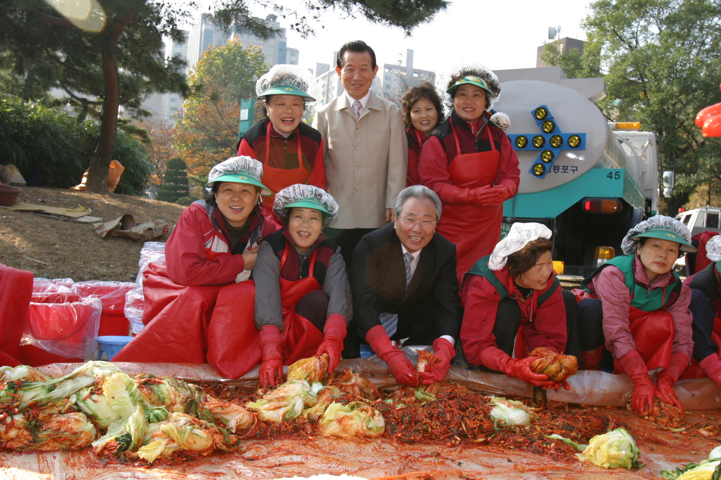 어려운이웃김장담궈주기 의 이미지