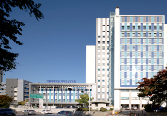 The Catholic University of engea Yeouido St. Mary’s Hospital image